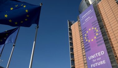 EU moves to ease AI, privacy rules amid pressure from Big Tech, Trump | Business and Economy News