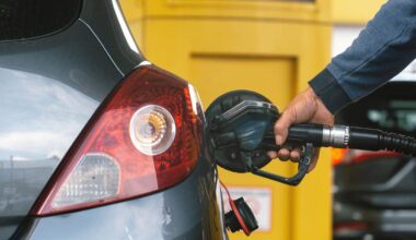 Benzineprijs stijgt vanaf januari met 5 cent door Kamerbesluit