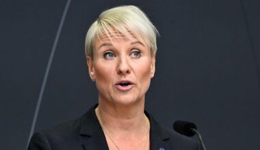 Tusentals gängkriminella försörjer sig på bidrag