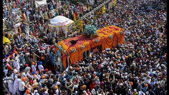 Approximately 2,200 pilgrims were issued visas for the celebrations that are centred at Nankana Sahib, the birthplace of Guru Nanak, in Pakistan’s Punjab province. (AFP)