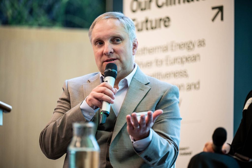 Iceland launches policy development initiative to advance geothermal competitiveness Iceland launches policy development initiative to advance geothermal competitiveness