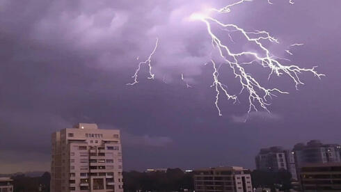 heavy rain, hail and thunderstorms to continue across Israel