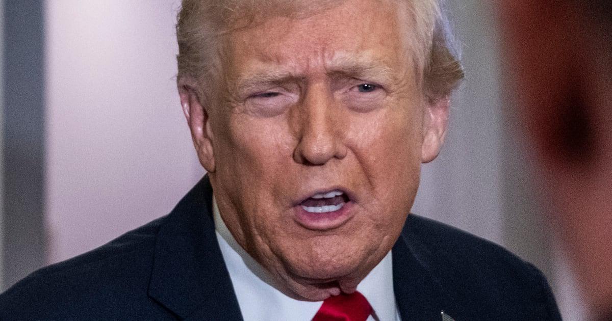 Top Doctor Warns There’s Reason to Be ‘Worried’ About Trump’s Cognitive Decline