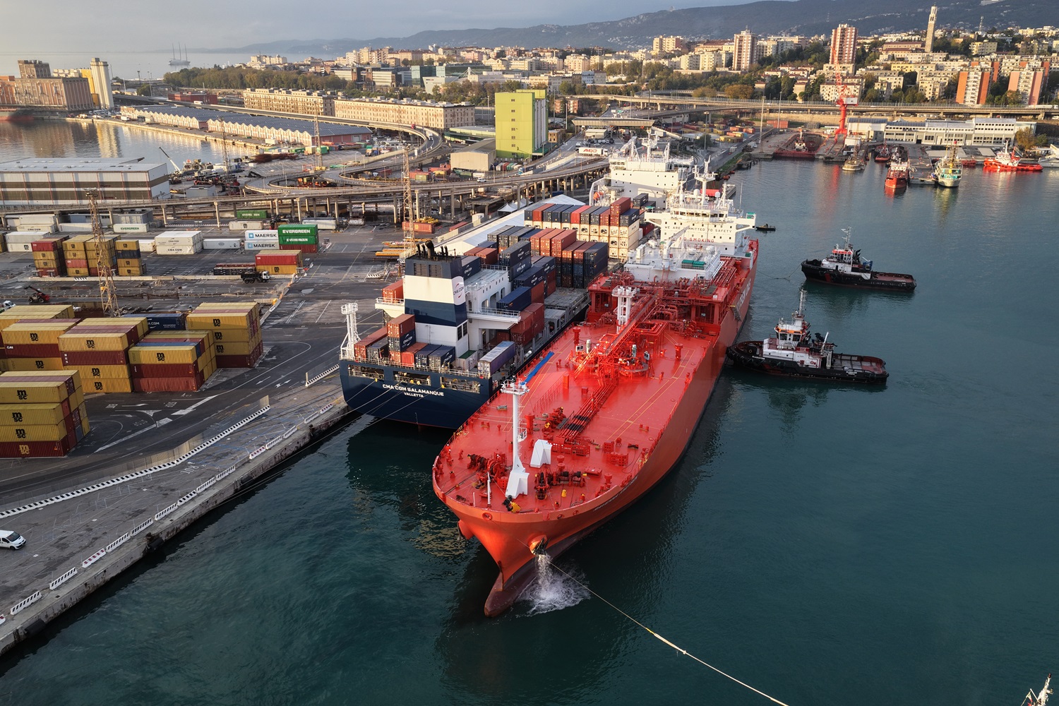 CMA CGM and Edison hit LNG bunkering milestone in Italy