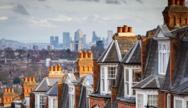 Desperate councils spending £630m on middlemen 'cashing in' on housing crisis