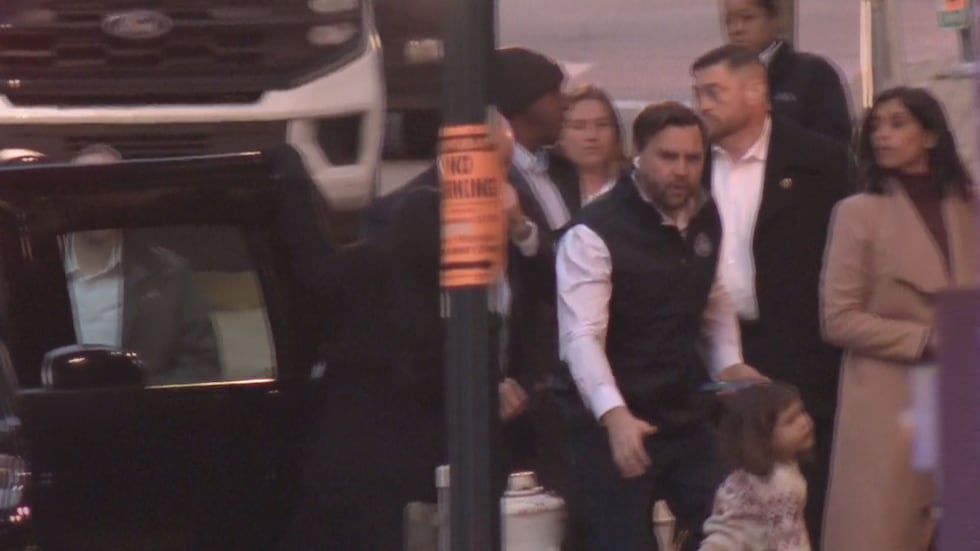 JD Vance arrives in Lexington