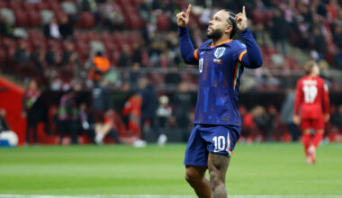 Memphis Depay na de 1-1.