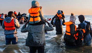 UK pledges to step up child deportations as part of asylum reforms