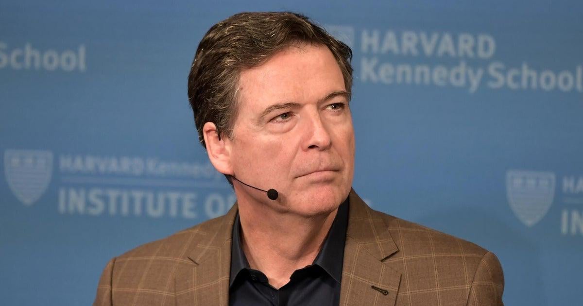 Comey seeks to dismiss charges, alleging "fundamental errors" before grand jury