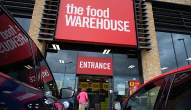 From Iceland to Auckland, minister woos UK supermarket with fast-track