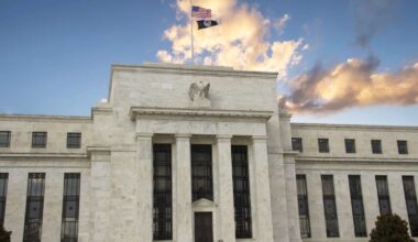 FOMC Minutes Show Divided Fed, And Cast Doubt On December Interest Rate Cut