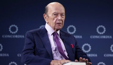 Trump’s former trade architect says the president can’t backtrack on tariffs because he’s ‘too committed’ now: ‘That would be a pretty horrific decision’