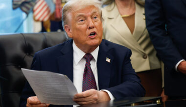 Trump administration and lawyers for Illinois and Chicago battle over president’s deployment of National Guard