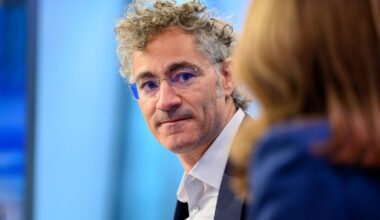 Here's What Wall Street Analysts Are Saying About Palantir's Earnings as Its Stock Plunges