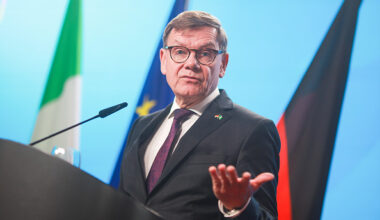 Wadephul Welcomes Nigerian Foreign Minister