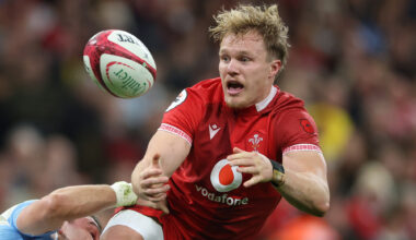 Wales' Blair Murray off loads during the 2025 Quilter Nations Series match against Argentina