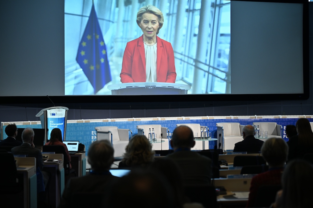 EU countries ready to agree to von der Leyen's budget merger of farm, regional funds