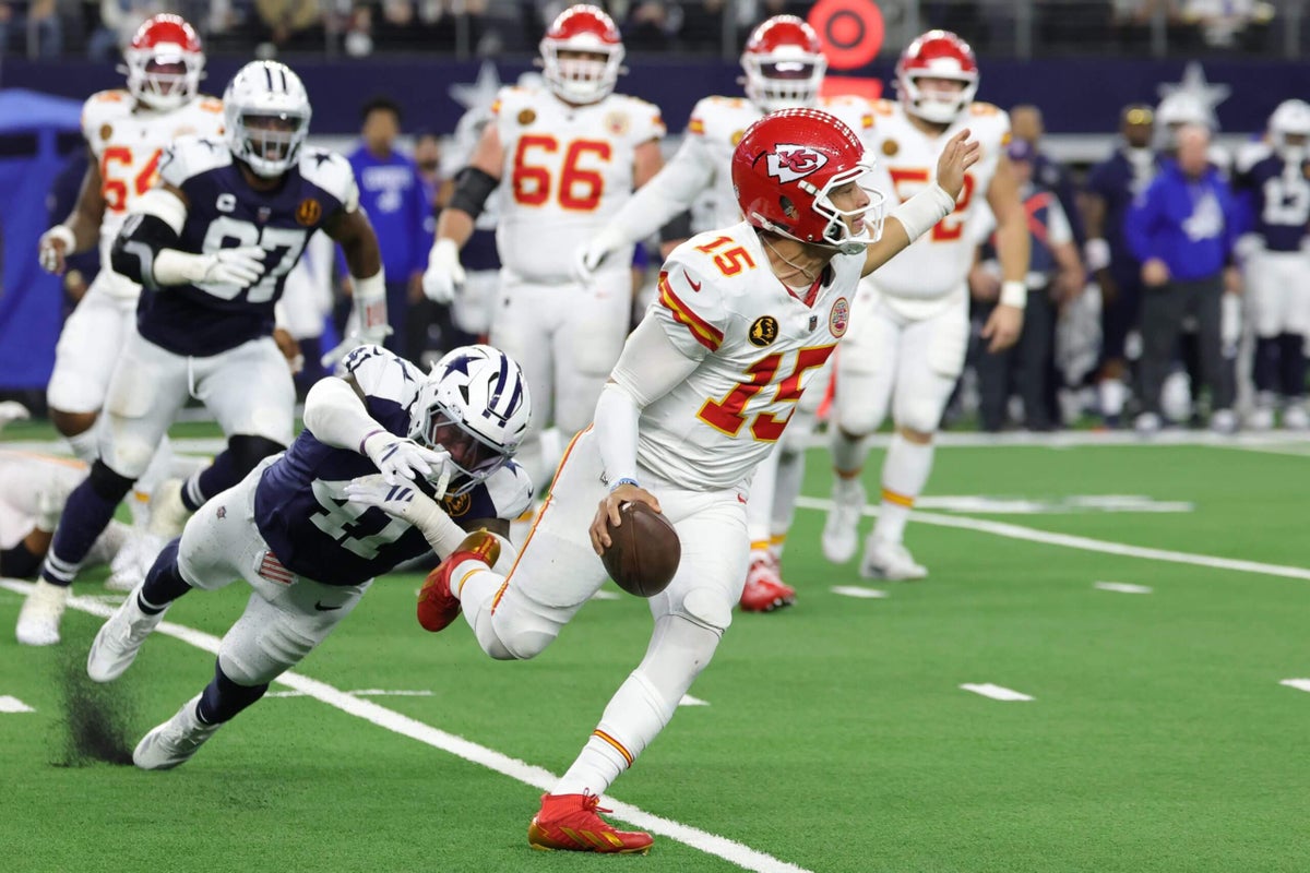 Chiefs’ locker room was different after loss to Cowboys. So was Patrick Mahomes