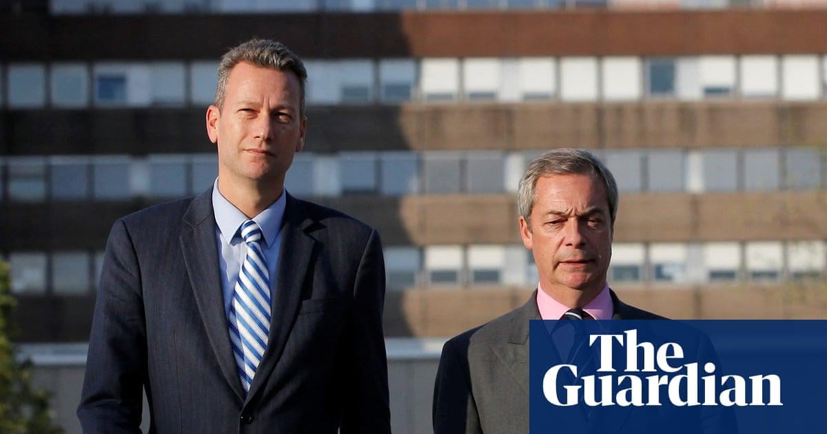 Nigel Farage urged to root out Reform links to Russia after jailing of Nathan Gill