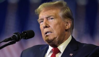 Swiss lawmakers seek probe on Trump gifts