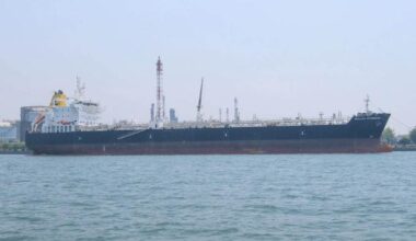 Pirates attack Malta-flagged tanker off Somali coast