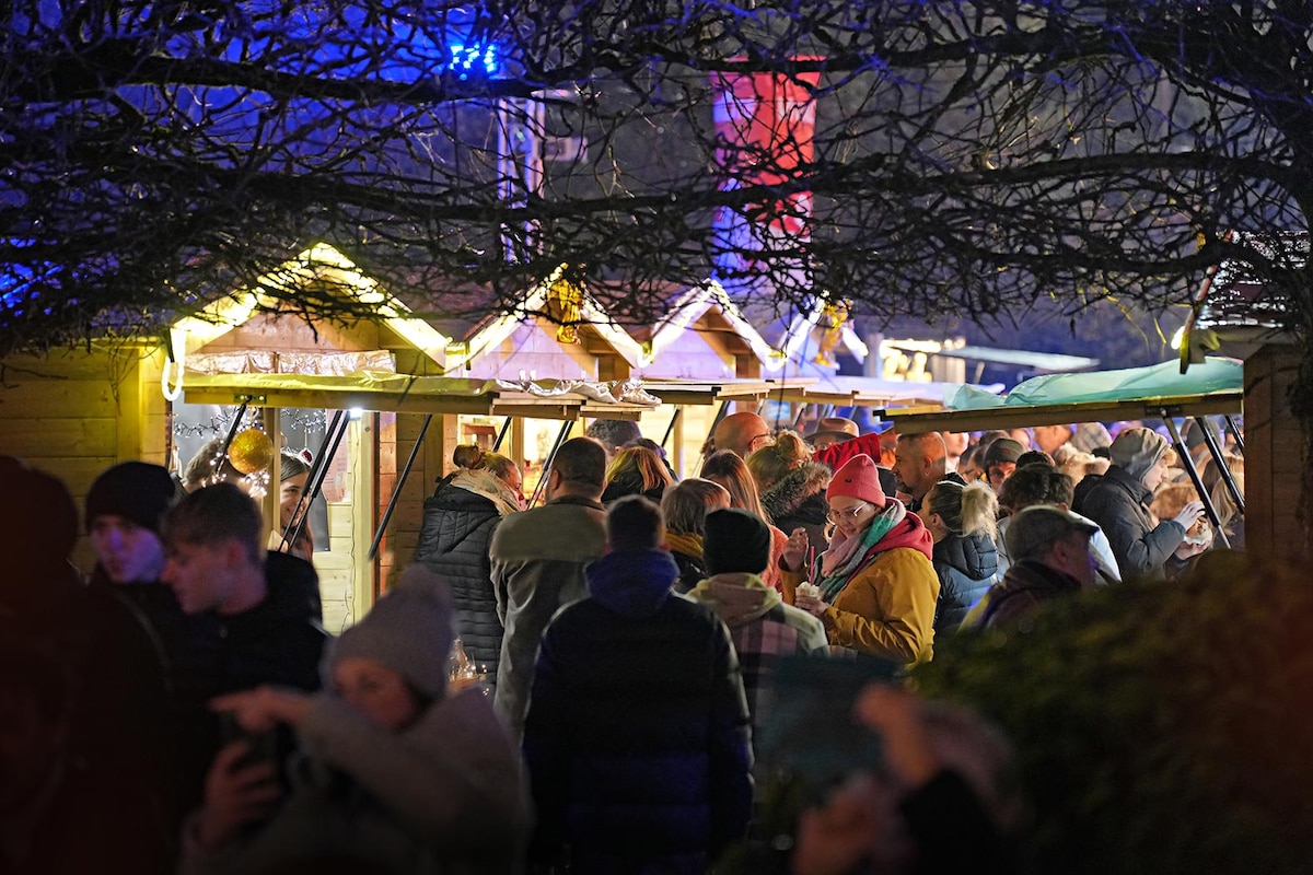 L’abbaye de Maredsous donnera dès le 14 novembre le coup d’envoi du tout premier marché de Noël du pays.