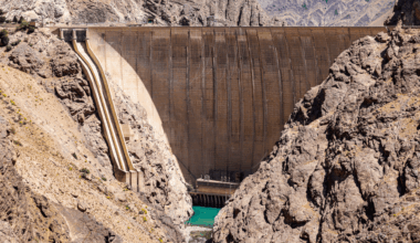 Tehran's Corruption Has Put the City on the Brink of Catastrophe