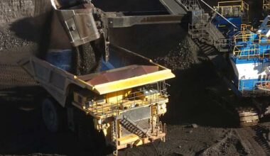 Trump efforts to help US coal undercut by export drop during trade war