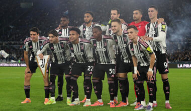 ROME, ITALY - OCTOBER 26: Players of Juventus pose for a team photograph prior to the Serie A match between SS Lazio and Juventus FC at Stadio Olimpico on October 26, 2025 in Rome, Italy. (Photo by Paolo Bruno/Getty Images)