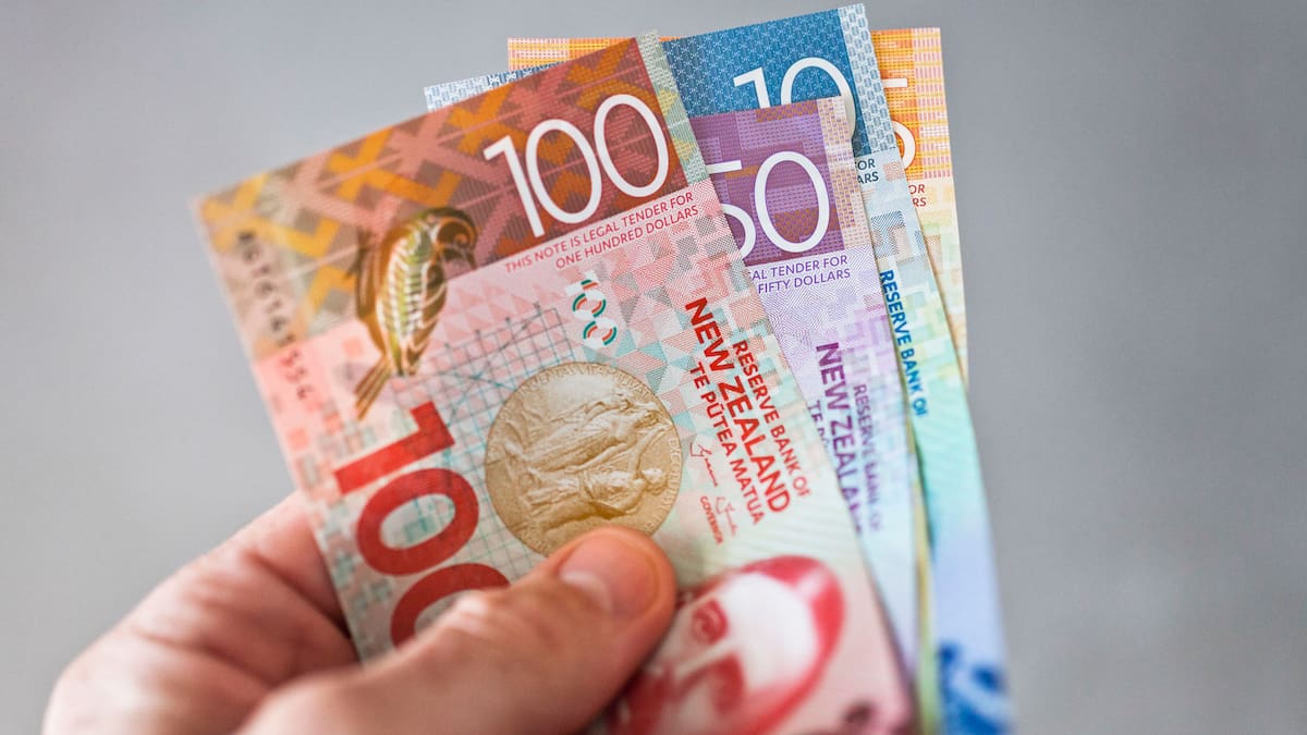 Where to find the best tips to live a frugal life – Diana Clement