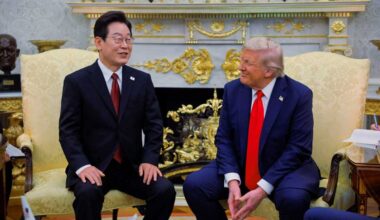 Trump-South Korea Deal Stalls Over Nuclear Submarine Dispute