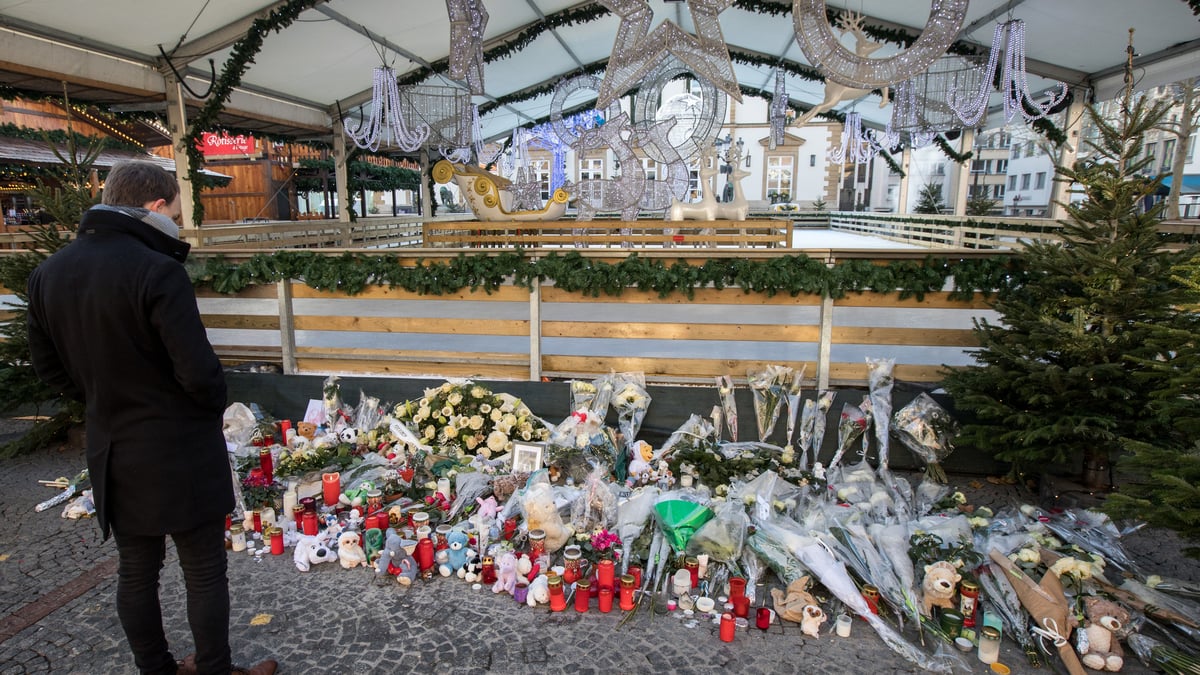 Numerous people laid flowers at the scene of the accident next to the ice piste.