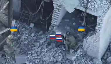 Full video of Ukrainian soldier taking out Russian soldiers in close combat. Pokrovsk direction, 79th Air Assault Brigade. Published 02.11.2025