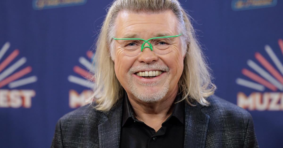 Volkszanger René Karst op 59-jarige leeftijd overleden