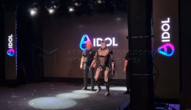 V Moskvě představili AI robota. Vypadá to, že chlastat už umí. To by mohl mít úspěch i na našem trhu