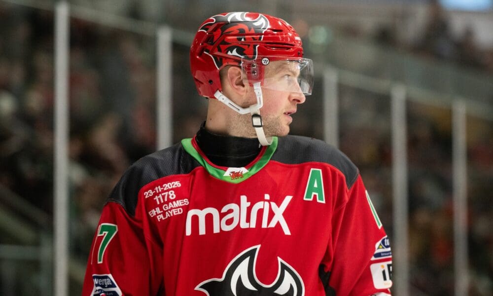 Cardiff Devils' Mark Richardson creates Elite League history