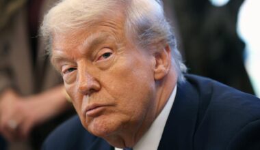 Trump Is a Weak, Failing President, and the Media Is Finally Saying So