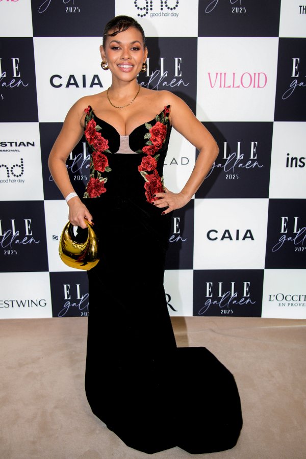 Oslo 20251105. 
Alexandra Joner på rød løper før Elle-gallaen 2025 på Theatercafeen.
Foto: Stian Lysberg Solum / NTB