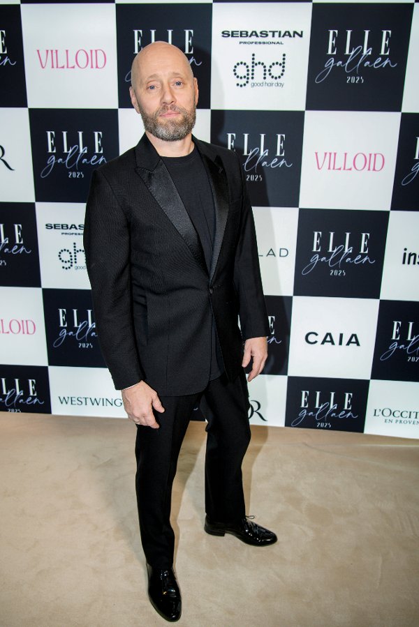 Oslo 20251105. 
Aksel Hennie på rød løper før Elle-gallaen 2025 på Theatercafeen.
Foto: Stian Lysberg Solum / NTB