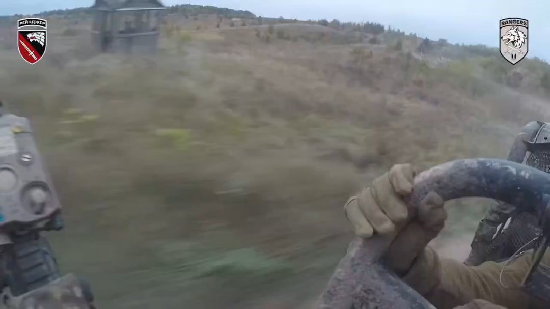 Ukrainian Rangers maneuver away from a russian FPV while returning from the frontline to the base