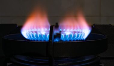 Colder US Weather Forecasts Lift Nat-Gas Prices