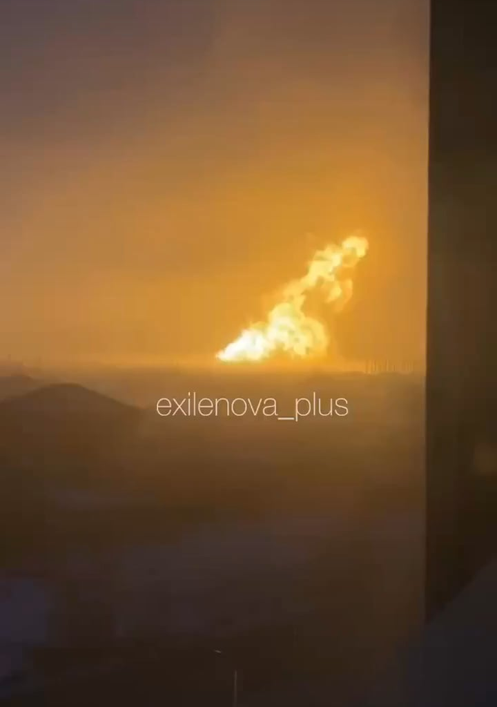 A wider shot of the fire burning at a gas pipeline in Rostovka, Omsk region.