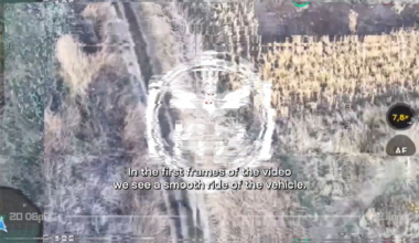 Ukrainian K-2 battalion uses ground kamikaze  drone to attacks group of russian soldiers