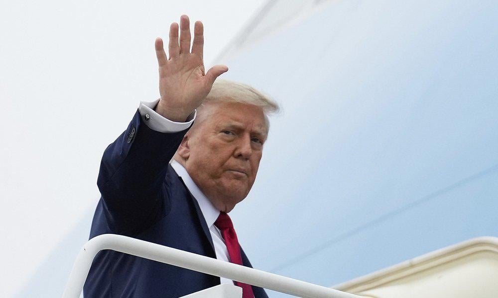 Lawmaker Predicts Nixon-Like Exit For Trump As Epstein Vote Nears: ‘Explosive as Watergate’