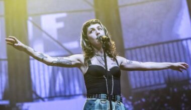 Dolle Mina's willen Sophie Straat op 1 in plaats van AI-azc-lied