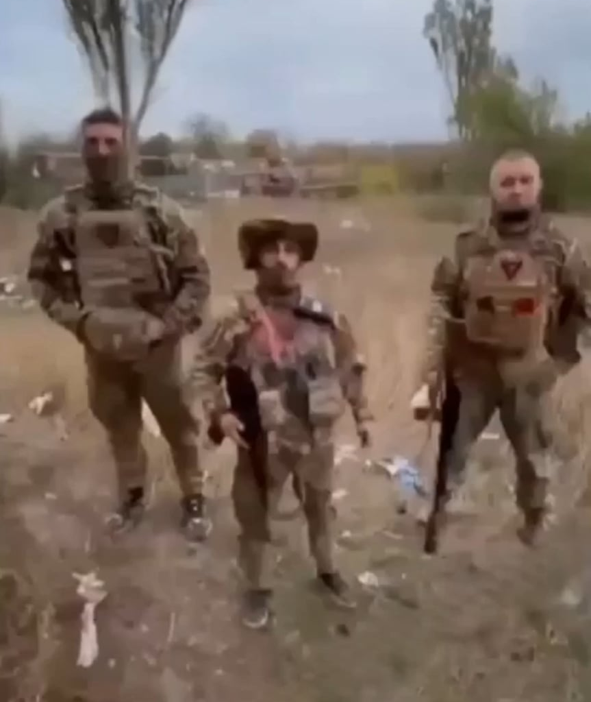 Russian soldiers in Volchansk are requesting help to remove their dead