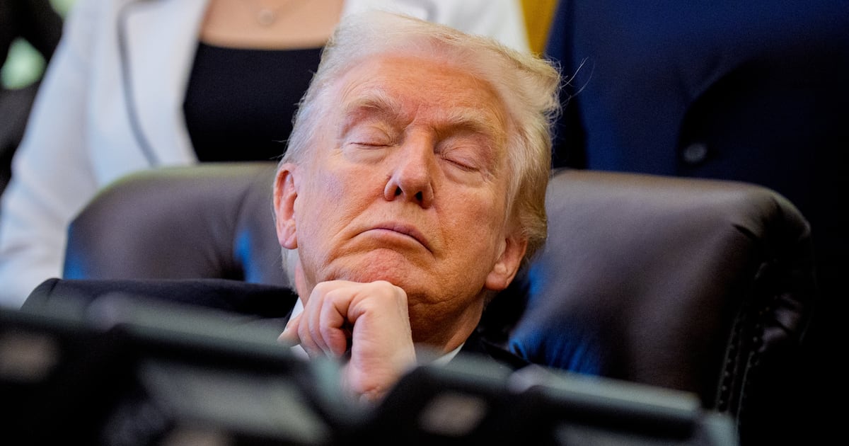 JD Vance Spills on Trump’s Wild Sleep Schedule