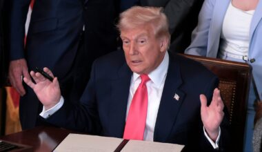 White House Staff Had to Kill Donald Trump’s Even Tackier Plan for the Oval Office