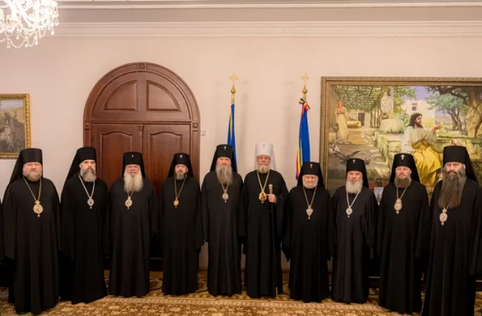 ORTHODOX Romanian and Moldovan Orthodox Christians in conflict