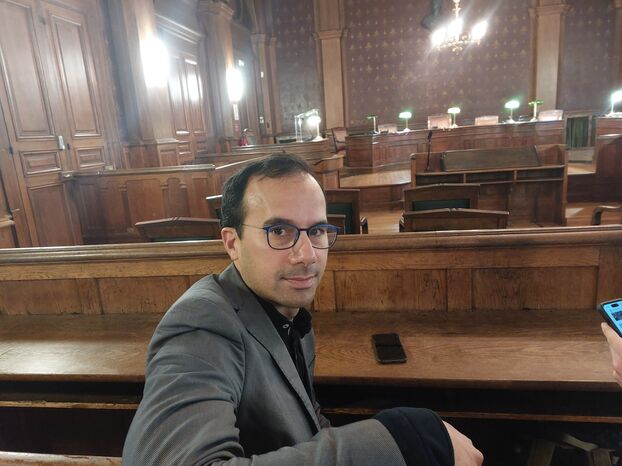 Melun, 9 janvier 2025. Président d'Eau de Paris, Dan Lert ici avant le début de l'audience sur le fond au tribunal administratif de Melun. Il le dit: "Nous irons jusqu'au bout, c'est à-dire jusqu'à l'annulation du projet".